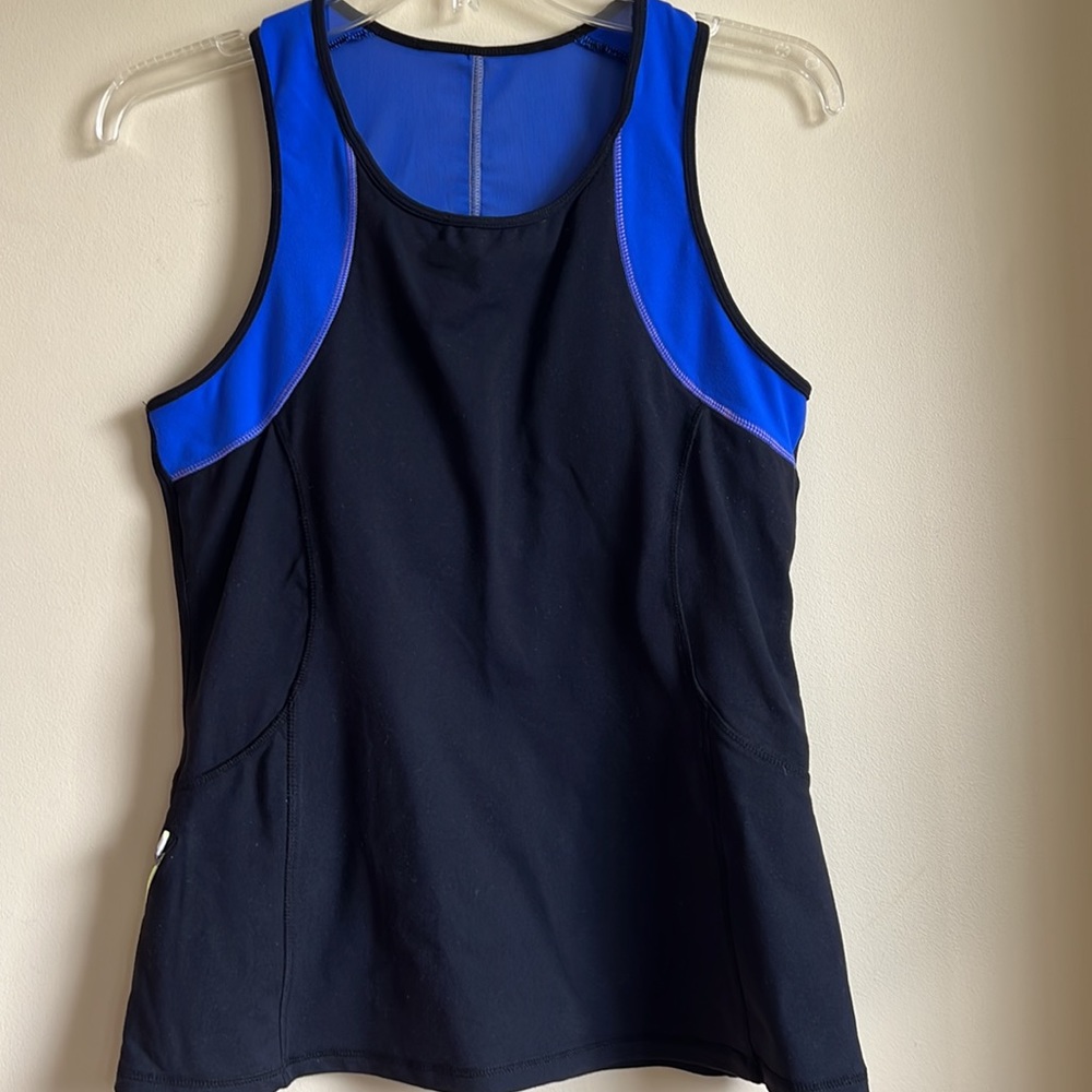 SARAH WELLS gym Top, M